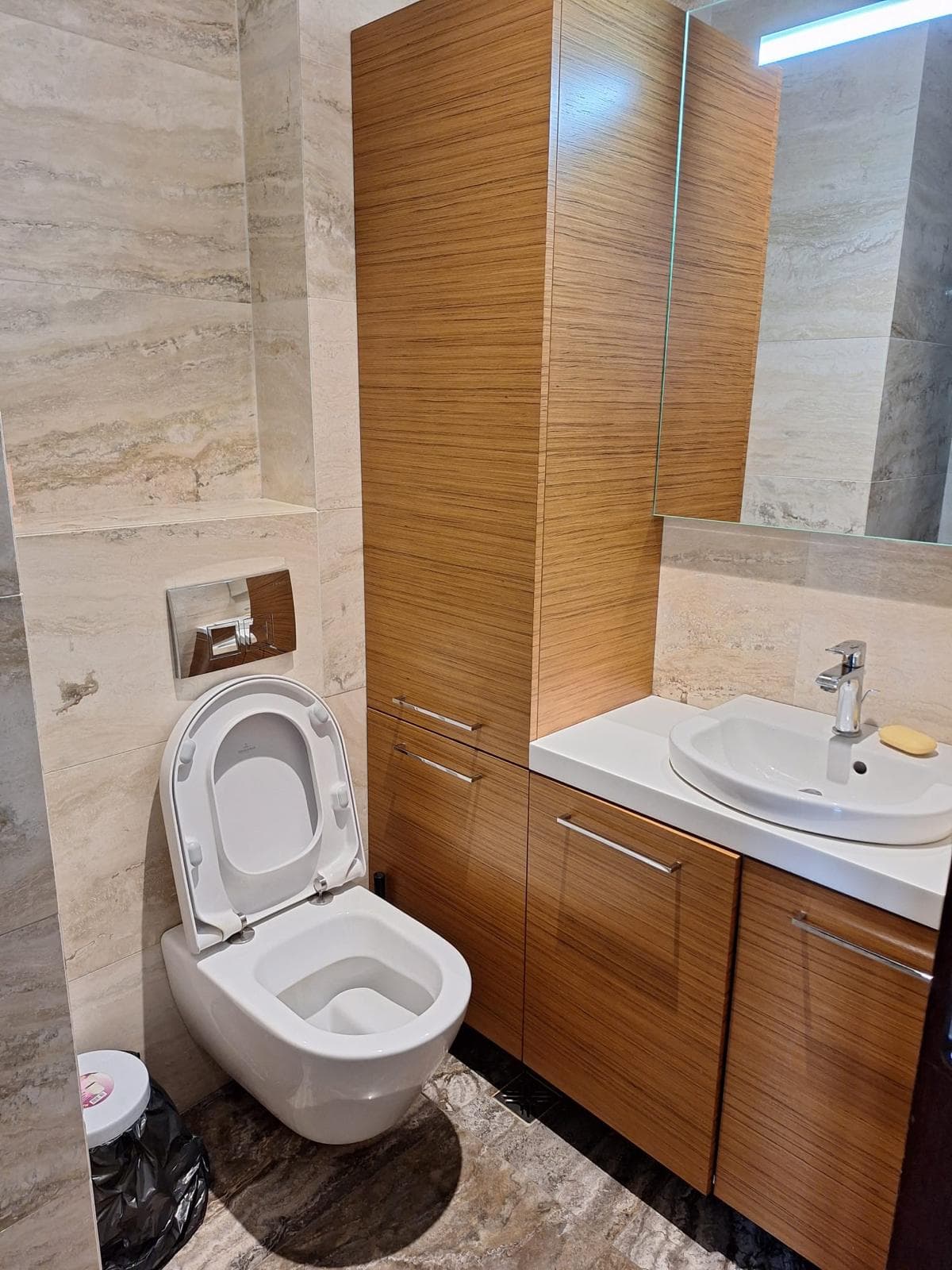 Momo Kapora Suite — 7
