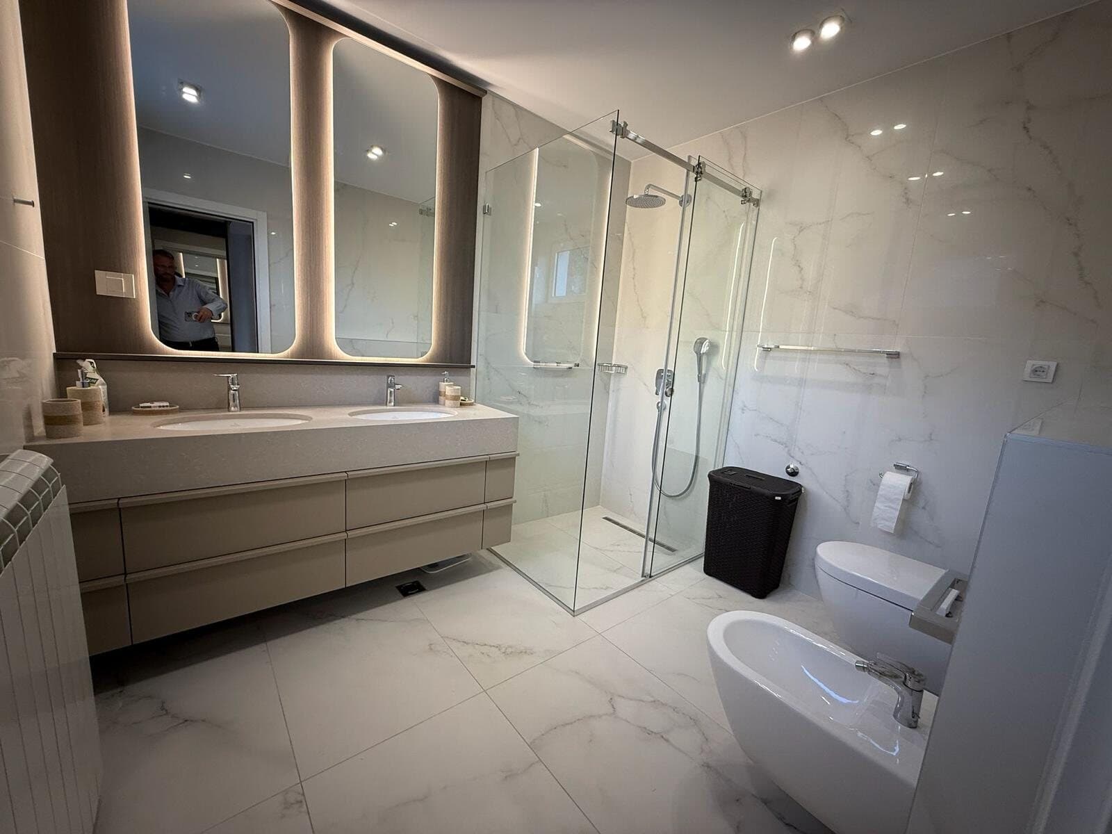 Fully Renovated Apartment in Vladimira Gaćinovića Street — 8