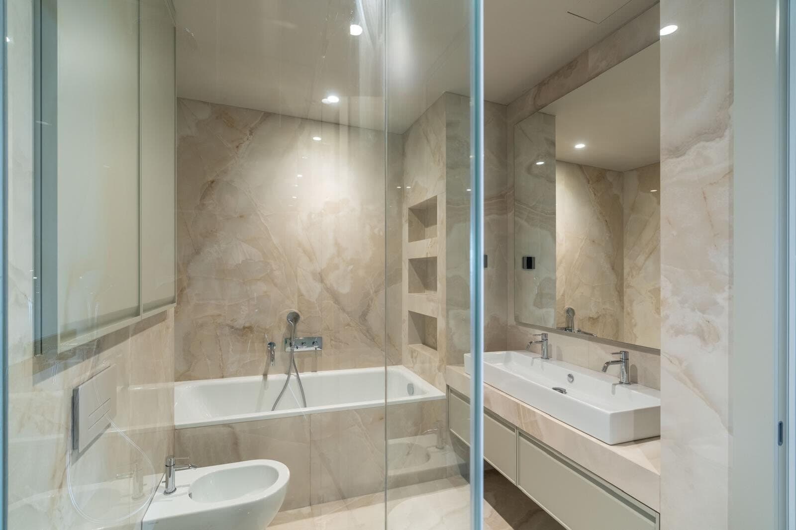 Brand-New Apartment in Mice Orlovića Street — 10